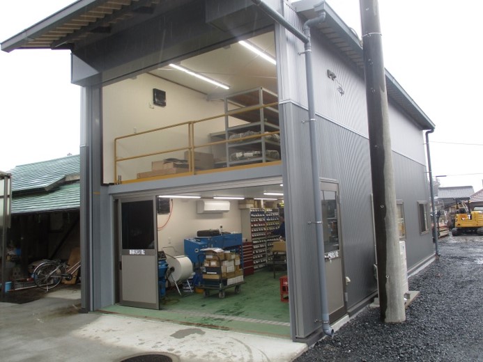 ホース小屋①